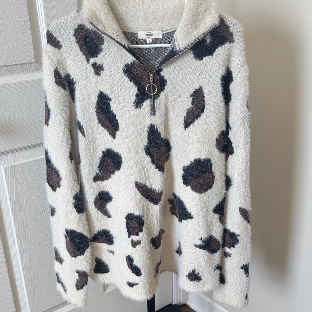 entro Cream Fuzzy Half-Zip Turtleneck Sweater with Brown and Black Spot Print
